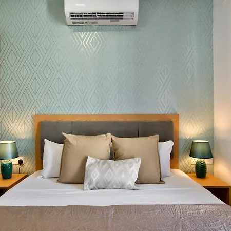 2-bedroom And Penthouse With Jacuzzi *