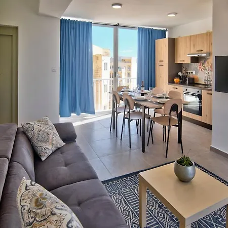 2-bedroom And Penthouse With Jacuzzi