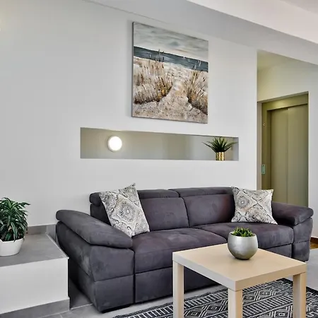 شقة 2-bedroom And Penthouse With Jacuzzi سليمة