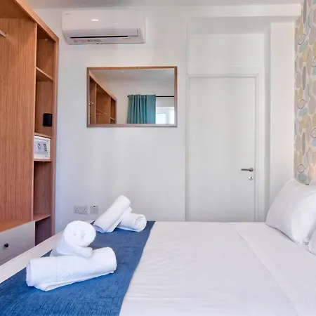 Lägenhet Tower Road & Penthouse With Heated Jacuzzi *