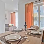 Tower Road & Penthouse With Heated Jacuzzi