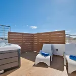 Tower Road & Penthouse With Heated Jacuzzi * Sliema