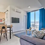 Lägenhet Tower Road & Penthouse With Heated Jacuzzi Sliema