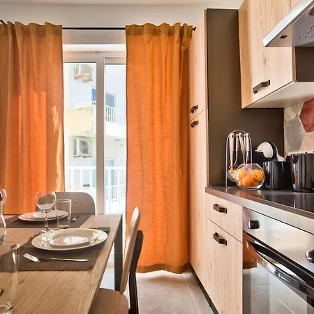 2-bedroom And Penthouse With Jacuzzi *