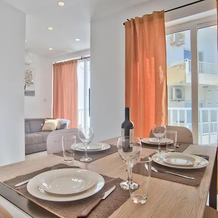 2-bedroom And Penthouse With Jacuzzi