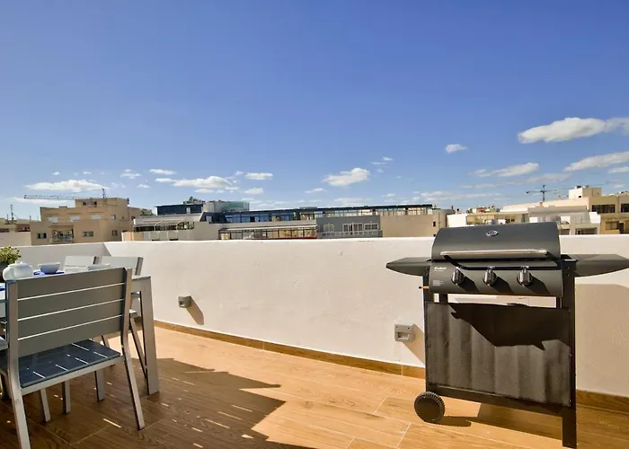 2-bedroom And Penthouse With Jacuzzi *