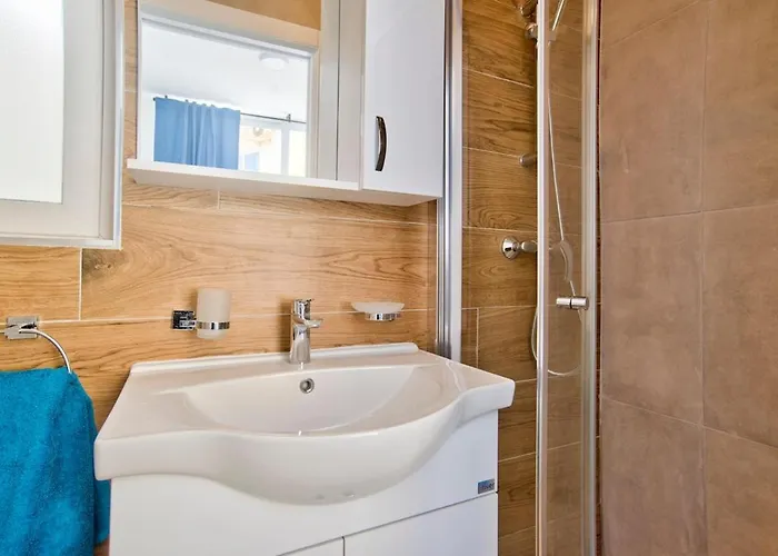 2-bedroom And Penthouse With Jacuzzi