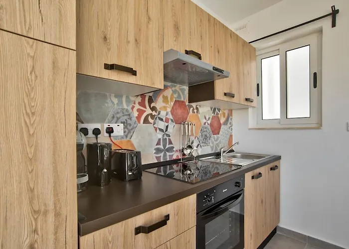 2-bedroom And Penthouse With Jacuzzi 슬리에마