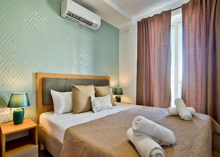 아파트 2-bedroom And Penthouse With Jacuzzi