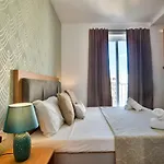 Lejlighed Tower Road & Penthouse With Heated Jacuzzi Sliema
