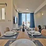 Tower Road & Penthouse With Heated Jacuzzi Lejlighed Sliema