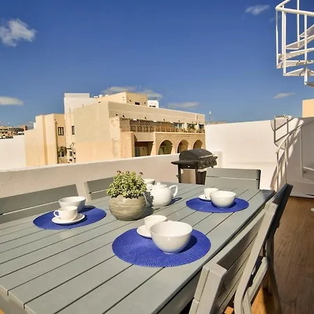 2-bedroom And Penthouse With Jacuzzi