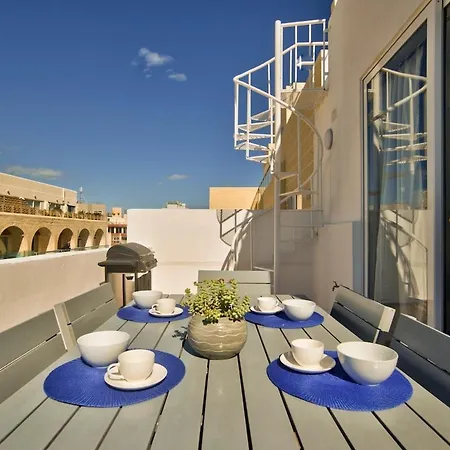 Apartment 2-bedroom And Penthouse With Jacuzzi Sliema