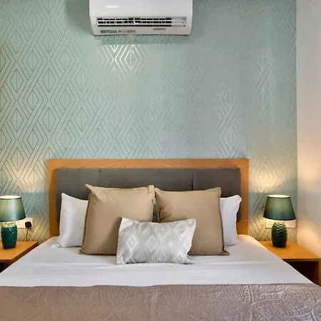 2-bedroom And Penthouse With Jacuzzi Apartment Sliema