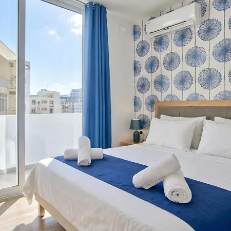 Apartamento Tower Road & Penthouse With Heated Jacuzzi *